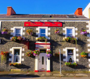Гостиница Watson Lodge Guest House  Галашилс